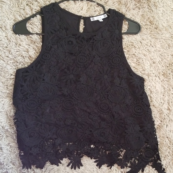 Black Lace Tank Top - Picture 2 of 3